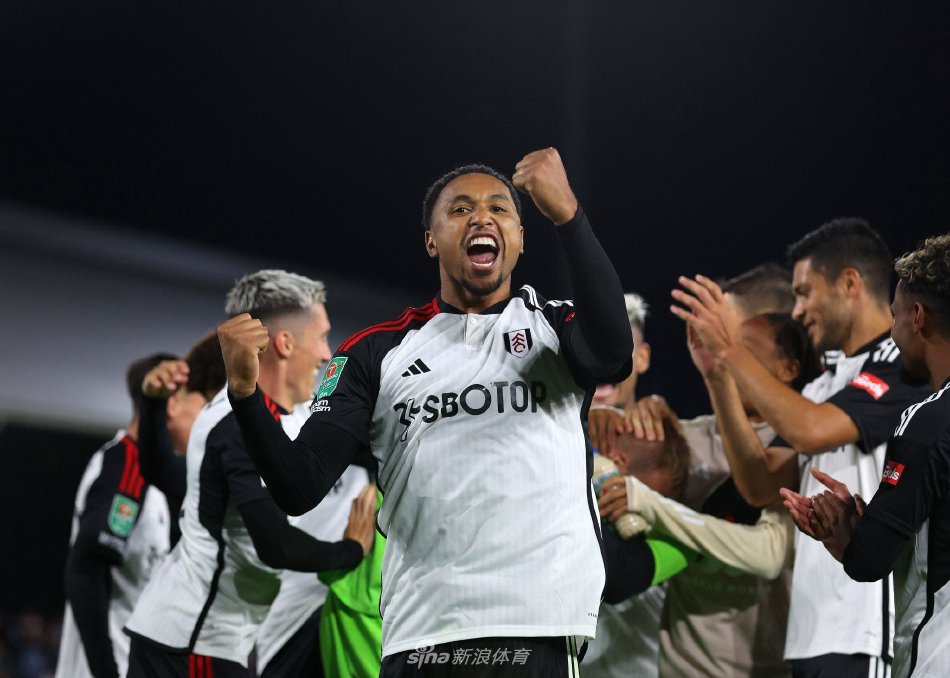 国巾帼风采 国巾帼风采