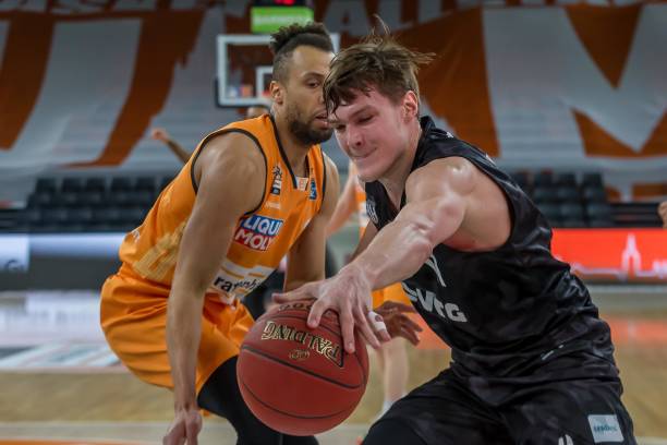 输了背锅 输了背锅