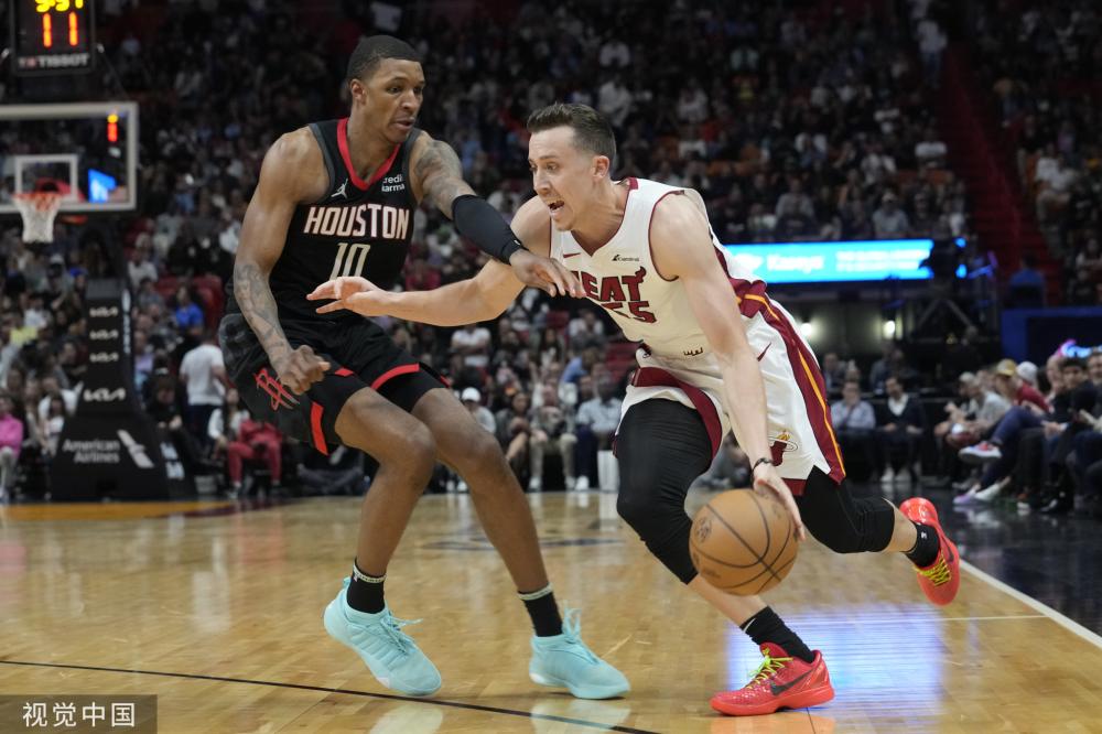 与当时的范 与当时的范