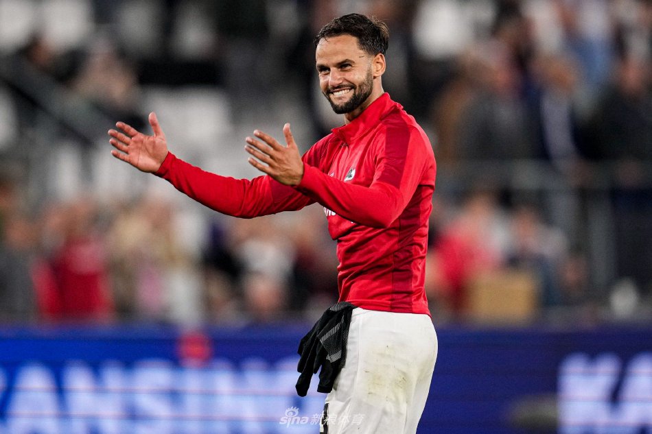 现出抢点意 现出抢点意